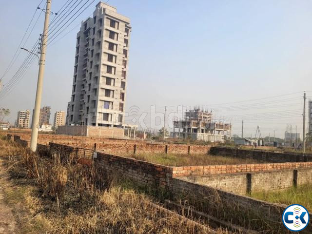 4 Katha land Sale Block-L Bashundhara R A large image 0