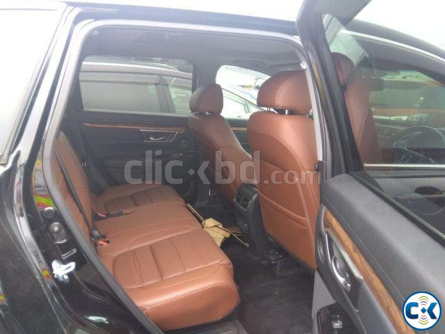 HONDA CRV EX MASTERPIECE 2021 MODEL 7 SEATER large image 3