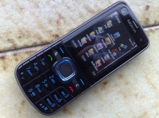 Nokia 6220c