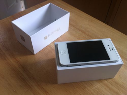 Brand New Apple iPhone 4S 64GB Unlocked.......36 000 BDT large image 0