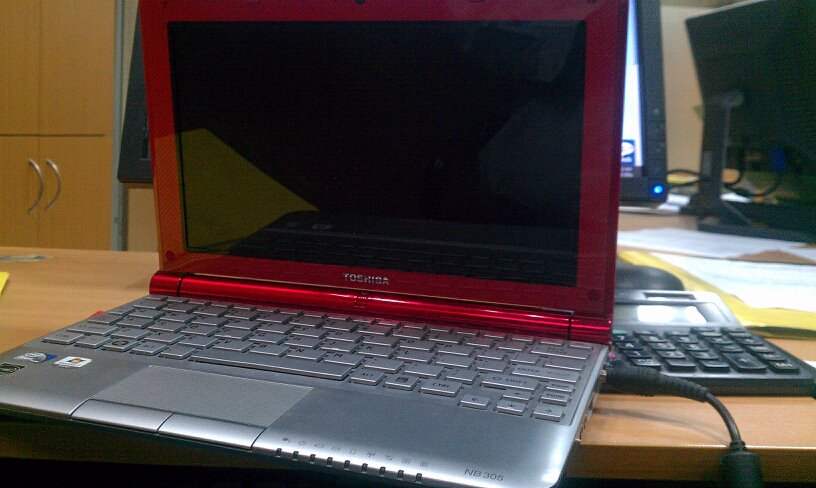 TOSHIBA Netbook 10.1 inch for Girls  large image 0