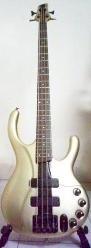 Ibanez EDC700 Active bass Guitar For sell large image 0