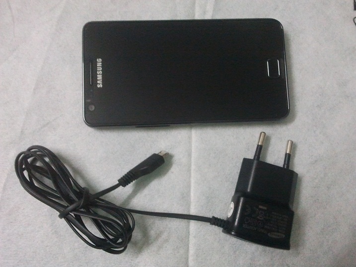 Samsung Galaxy S II GT-I9100 large image 0