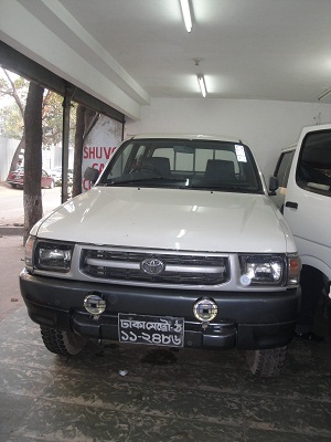 toyota hilux pick up large image 0