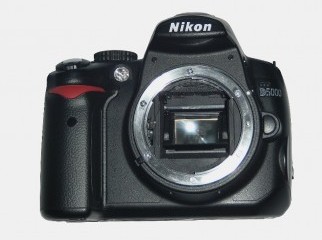 Nikon DSLR D5000 only body 