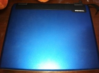 toshiba Satellite Celeron 2.5 Ghz Made In Japan.