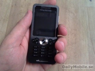 Sony Ericsson W302