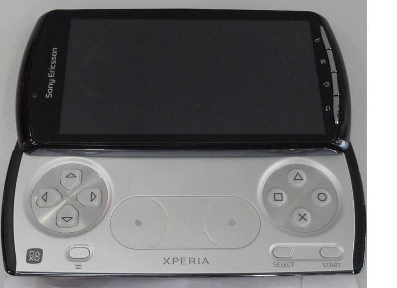 Sony Ericsson Xperia PLAY R800i With Charger large image 0