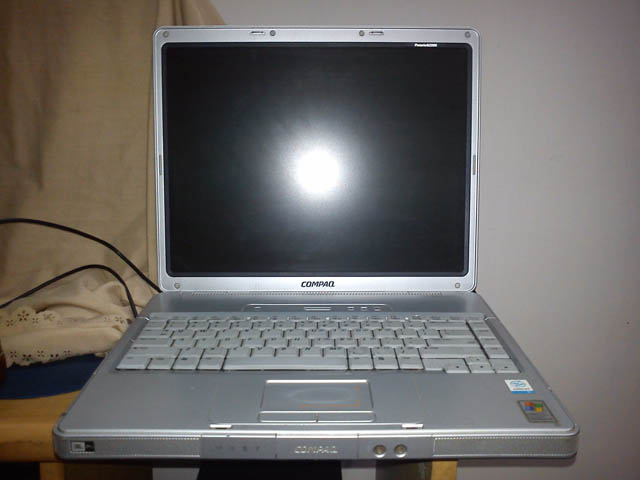 HP COMPAQ M2000 NEGOTIABLE  large image 0