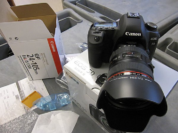 FOR SALE Brand New Canon 1000D large image 0