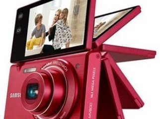 Samsung MV800 16.1 Megapixel Multi View Digital Camera