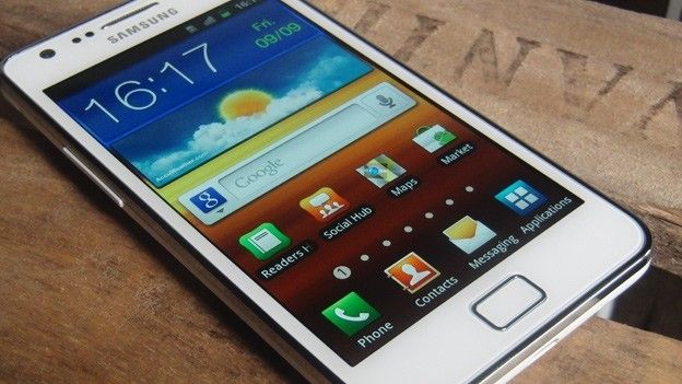 Samsung Galaxy S2 98 fresh.. Rare white color.. large image 0