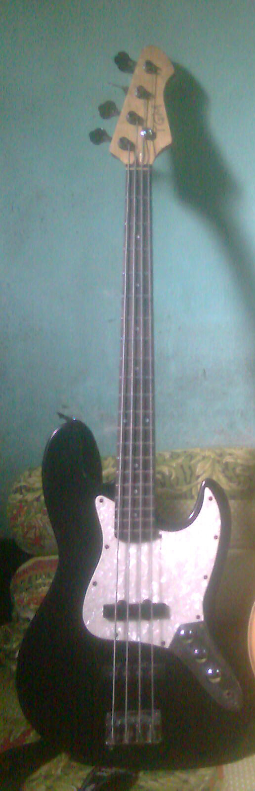 TGM bass guiter made in japan large image 0