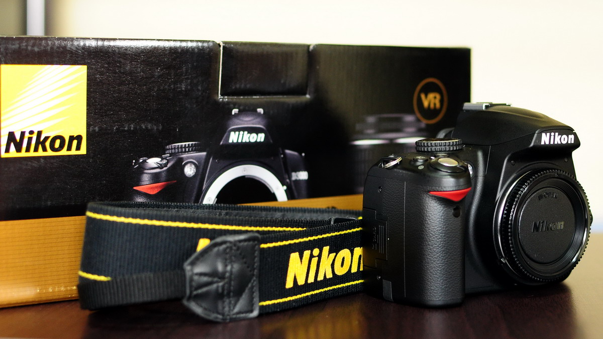 Nikon D3000 DSLR Camera