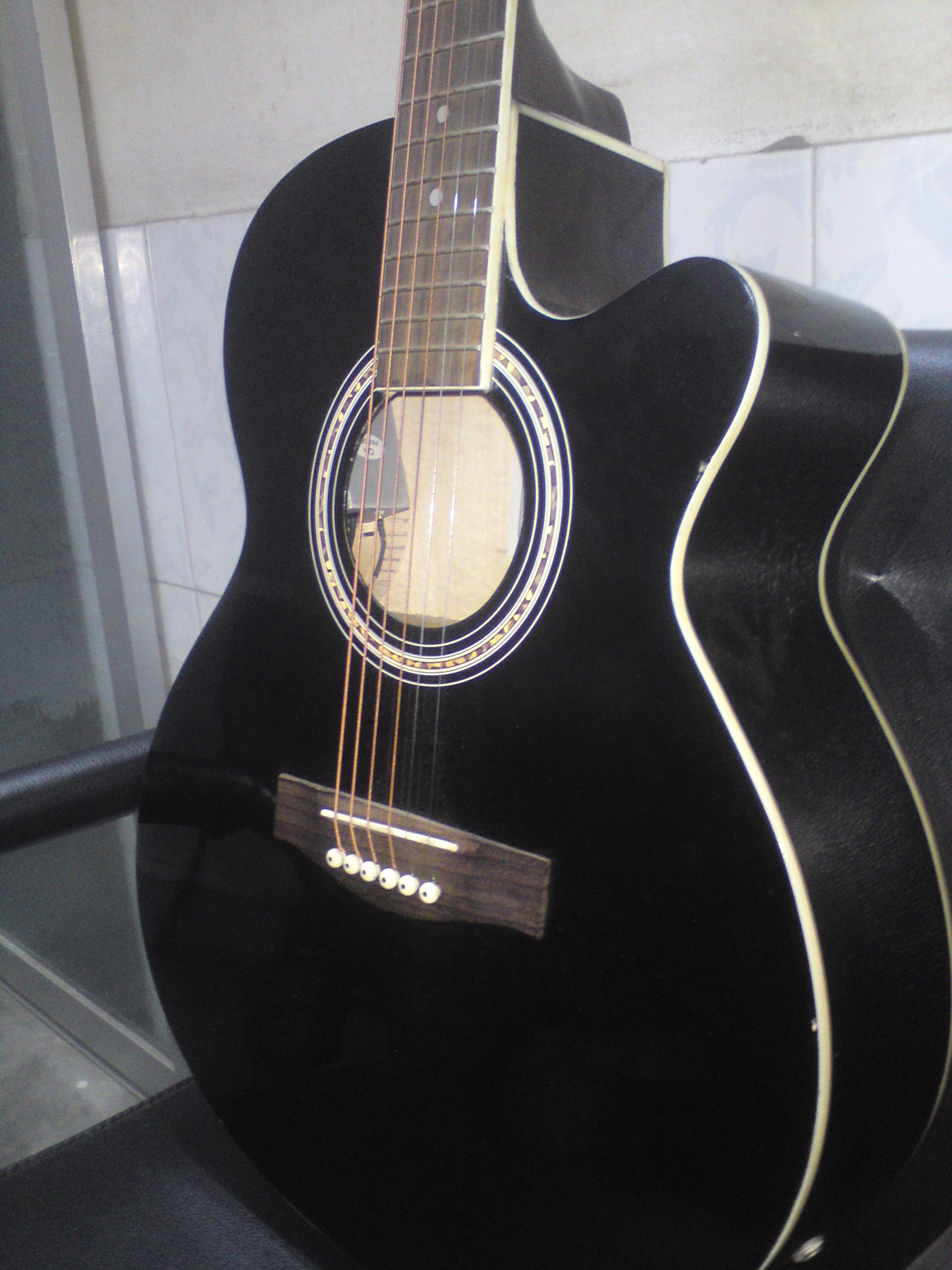 Acoustic Guitar semi with equilizer guitar bag large image 2