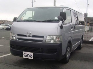 Toyota Hiace 2010