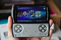 sony ericssion xperia play large image 0