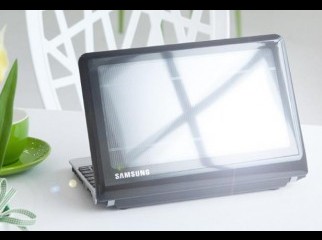 Samsung NC213-P01BD Solar Rechargeable Netbook