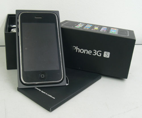 iPhone 3GS 8GB Black brand new. From USA large image 0