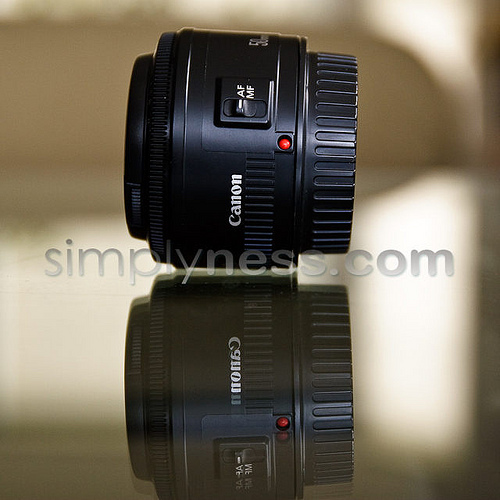 Canon EF 50mm f 1.8 large image 0