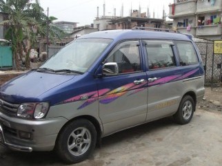 Toyota Noah Super Extra Limo