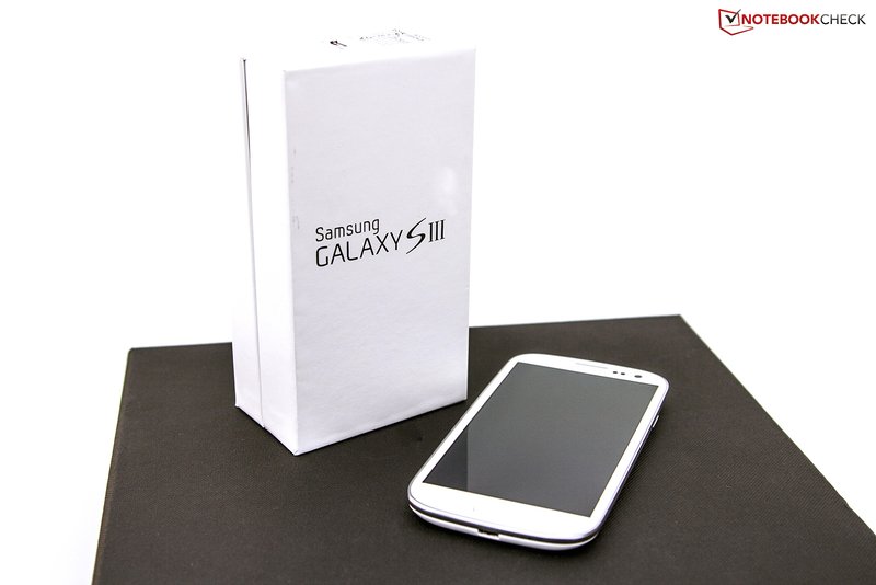 Affordable price for New Samsung GT-I9300 Galaxy S3 64GB large image 1