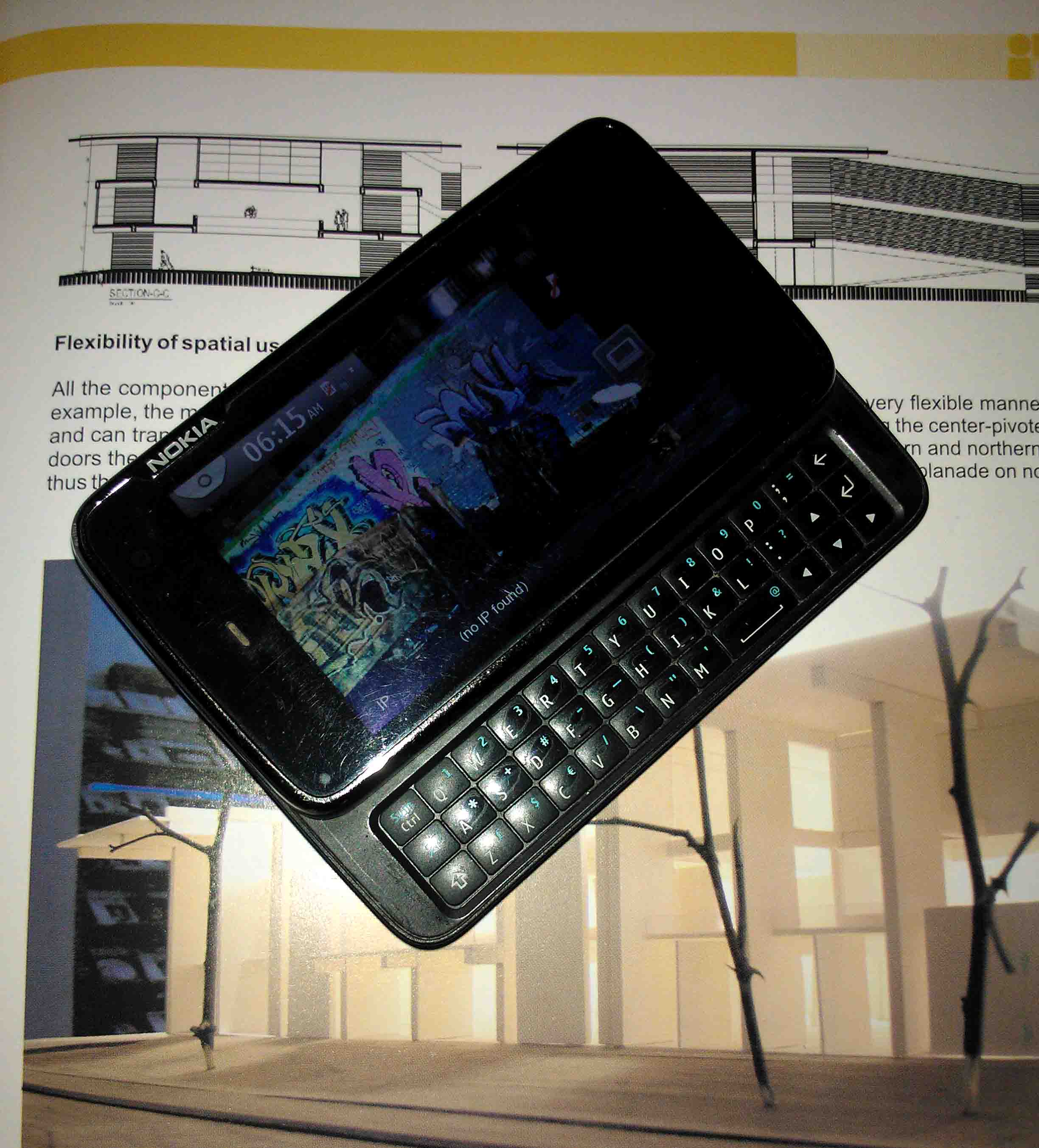 NOKIA N900 SALE LINUX BASED OS - MAEMO5 large image 0