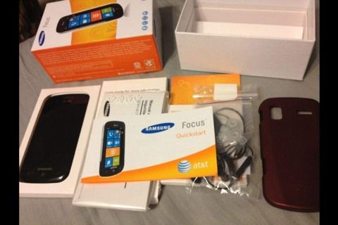 brand new Samsung focus from USA with all accesorries large image 0