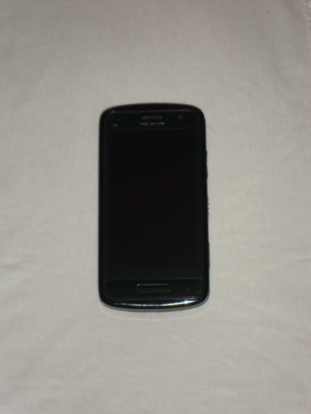 NOKIA C6-01 HD 100 FRESH with lots of hd games and app. large image 3