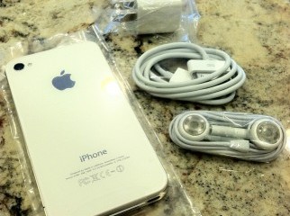 Apple iPhone 4S 64GB