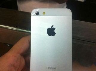 Apple iPhone 5 16GB and 32GB