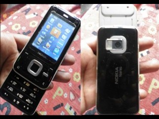 Exclusive Nokia N81 Symbian Smartphone 