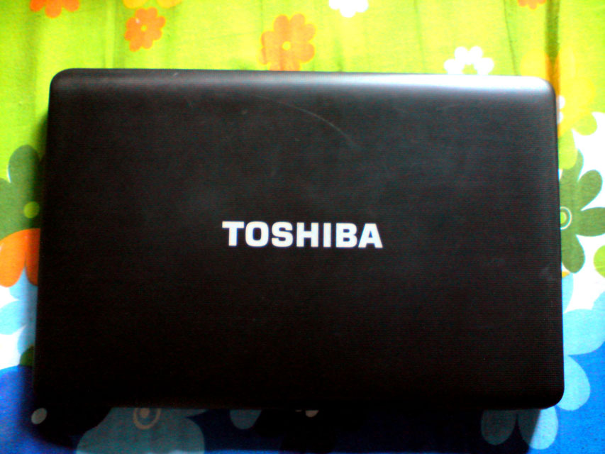 TOSHIBA Satellite C650 came from CANADA  large image 0