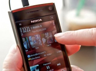 Nokia X6 16 GB.