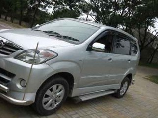 AVANZA 2009model