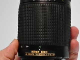 Nikon 70-300mm f 4-5.6D ED AF Nikkor DSLR Camera Lens