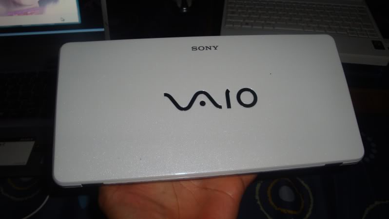 Sony Vaio Mini Laptop JAPAN MADE -3days used large image 1