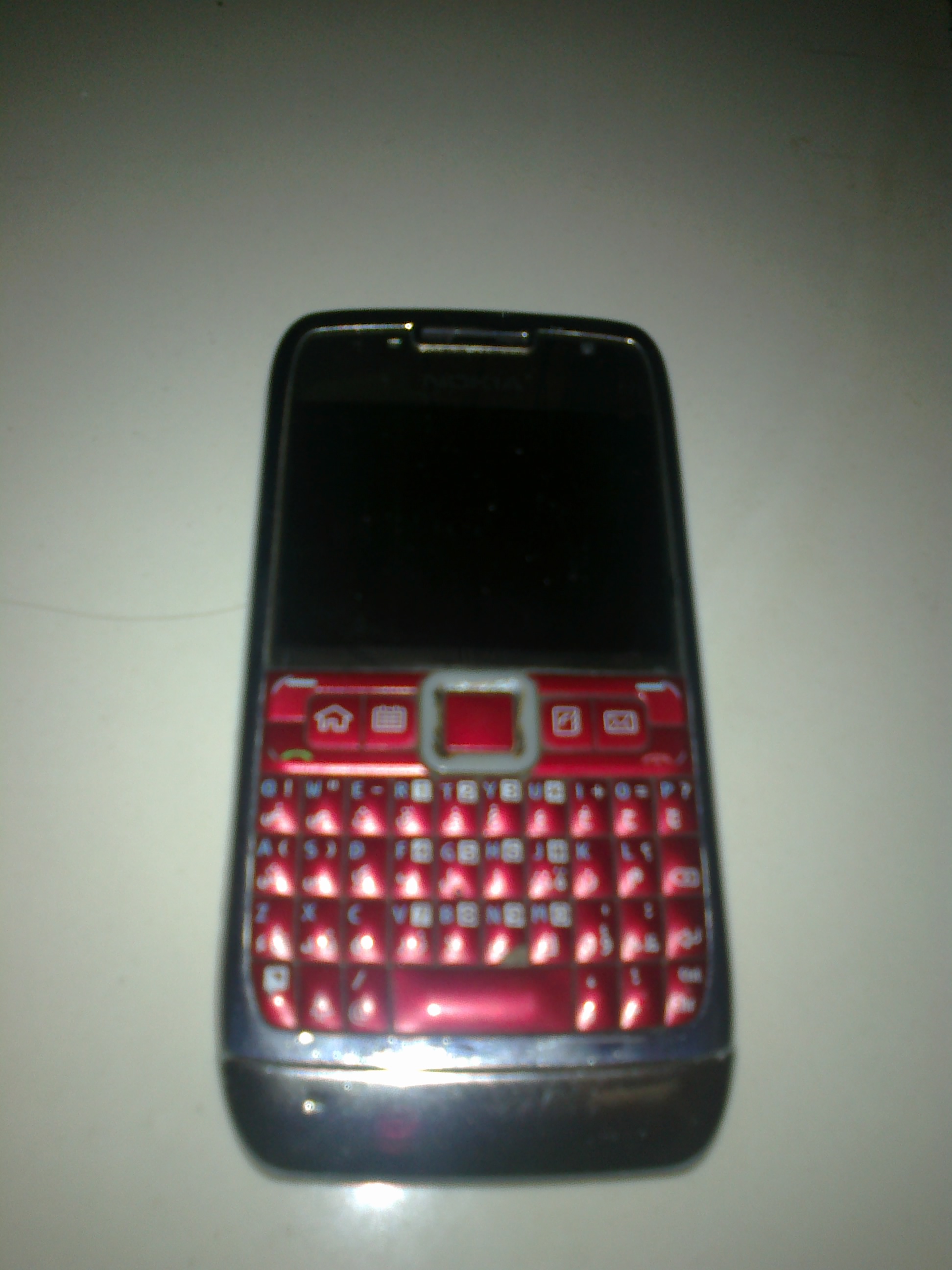 Special price Nokia E71 market price is 19300  large image 0