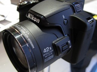 Nikon COOLPIX P510 16.1 MP CMOS Digital Camera with 42x Zoom