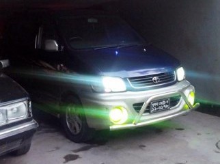 toyota noah Road tourer 4WD