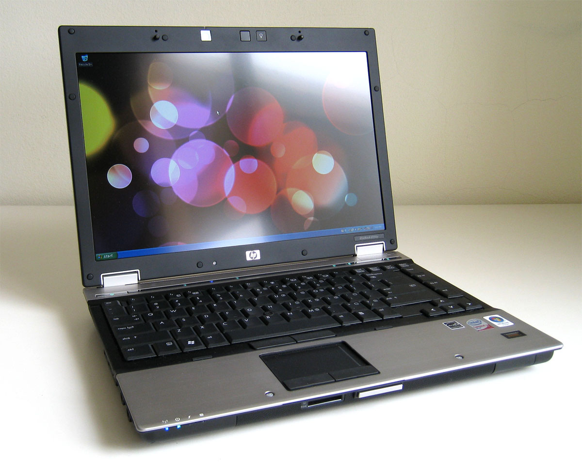 HP EliteBooK Core2Duo V-pro Super Laptop Like NeW  large image 0