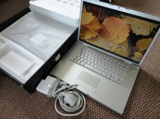 APPLE MACBOOK PRO 15 Core Duo 2.16 GHz... A1150