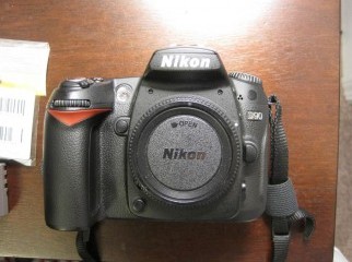 Nikon D90 with 50mm lens-Cell 01849833469