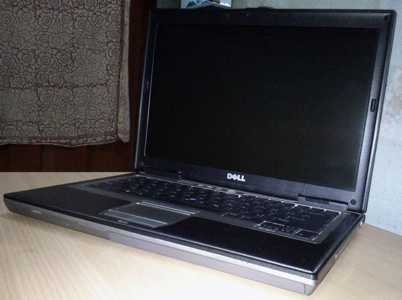 DELL Latitude D620 Core Duo 1.67GHz 2MB Cache 1GB RAM large image 0