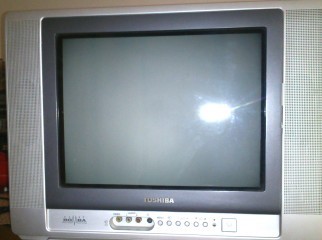 TOSHIBA Original FLAT DYNAMIC BOMBA 15 Color TV