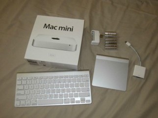 Mac Mini Server 2011 8GB RAM w Wireless Keyboard Magic