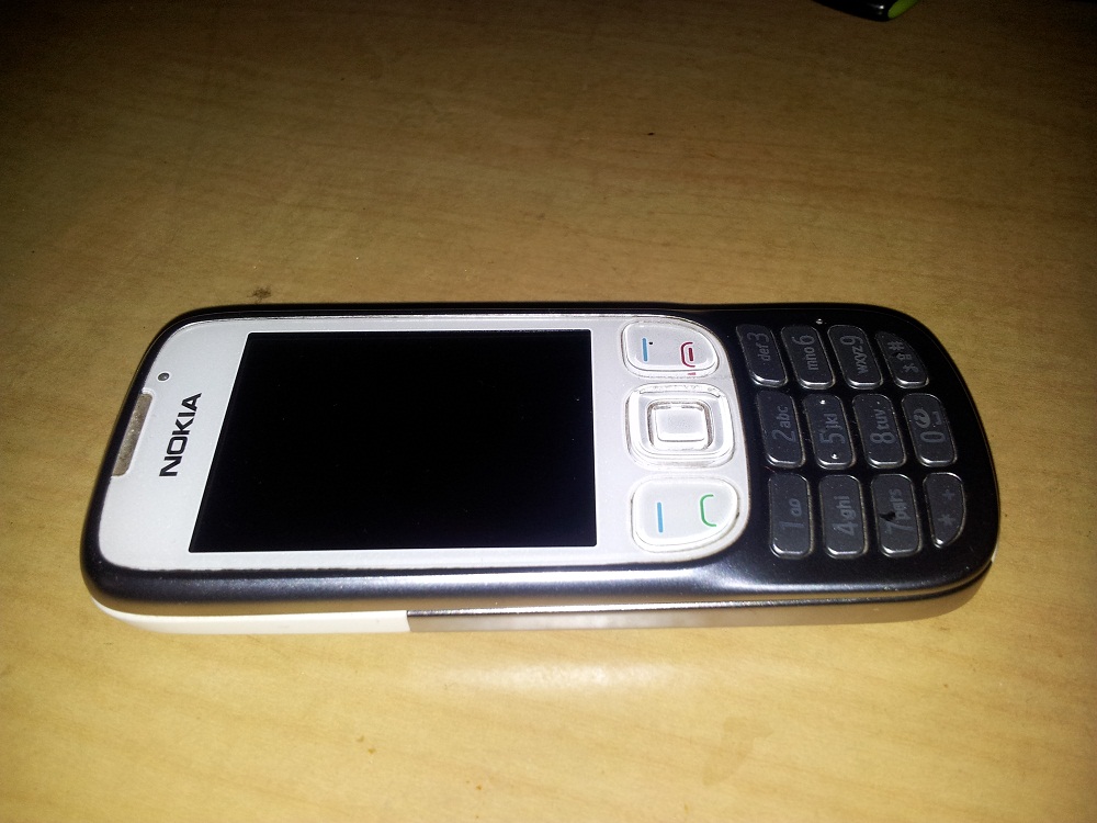 Nokia 6303i classic white with Warrenty card.. large image 0