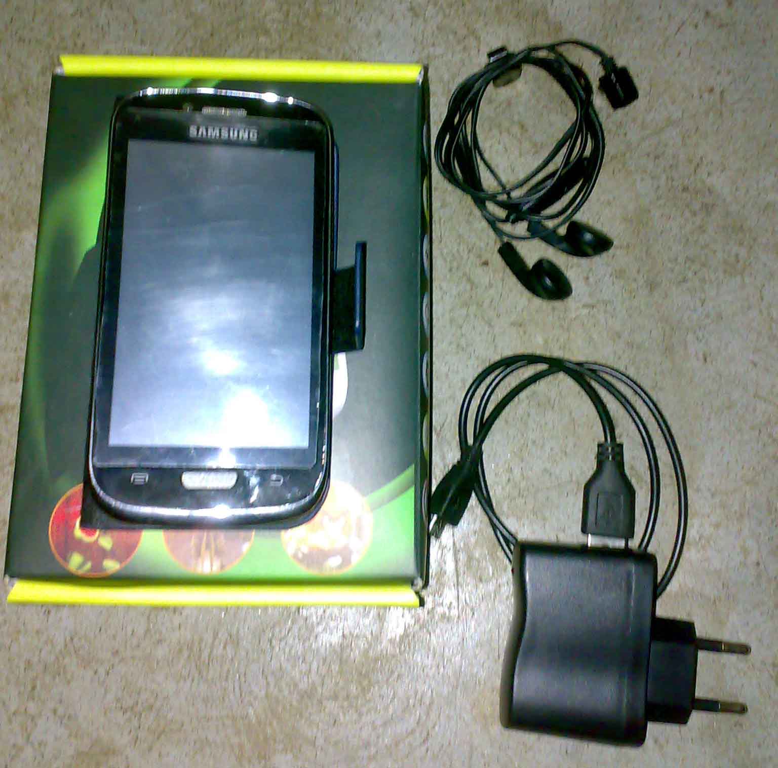 Samsung Galaxy S3 Clone with all things box. large image 0