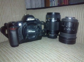 Pro DSLR Nikon D70s with 2 AF lenses