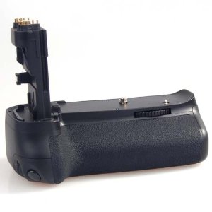 BRAND NEW CANON 60D BATTERY GRIP large image 0